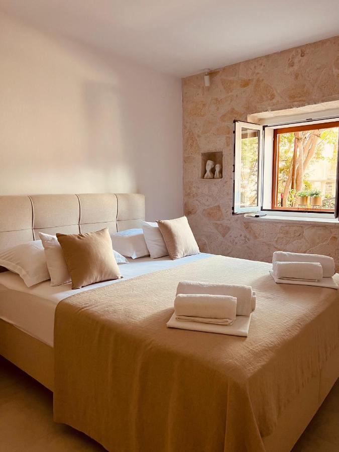 Oleander Apartment & Room Centar Hvar Town Eksteriør bilde
